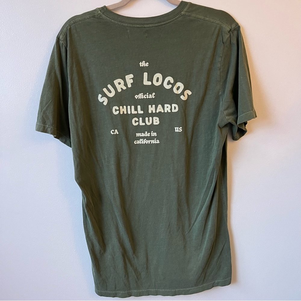 Surf locos tee